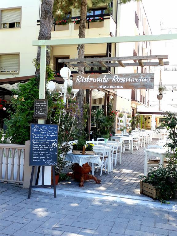 Hotel Helvetia Milano Marittima Exterior photo